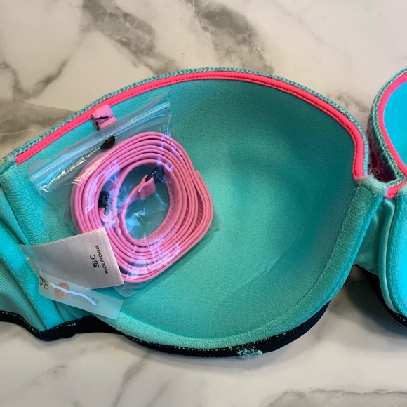 Shade & Shore Bikini Top - Picture 9 of 10